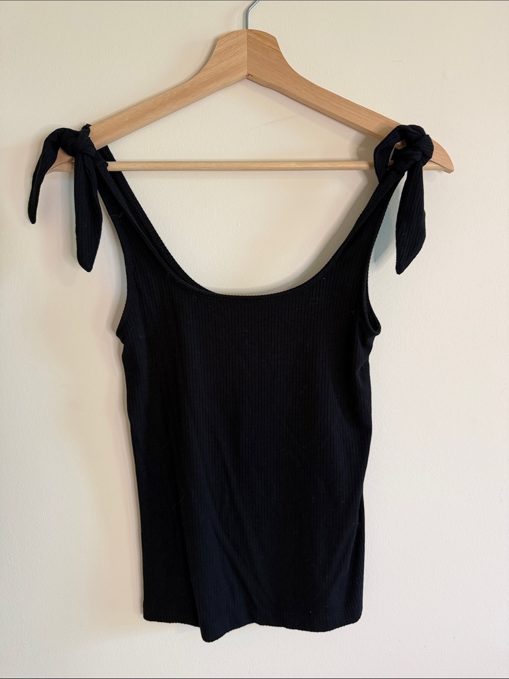 Banana Republic Black Tie-Shoulder Ribbed Tank